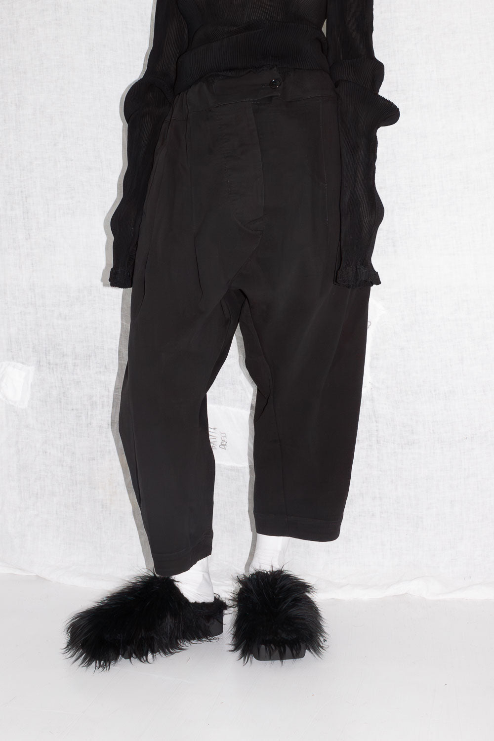 Cropped Pleat Trousers - NELLY JOHANSSON