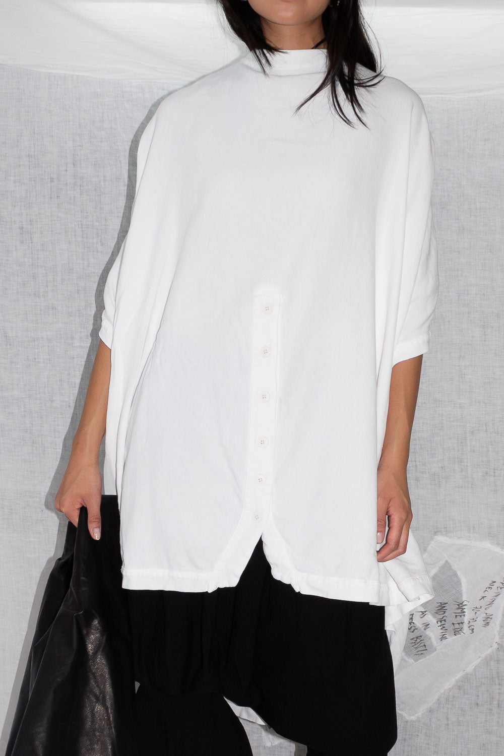 Linen Shirt-Cape - NELLY JOHANSSON