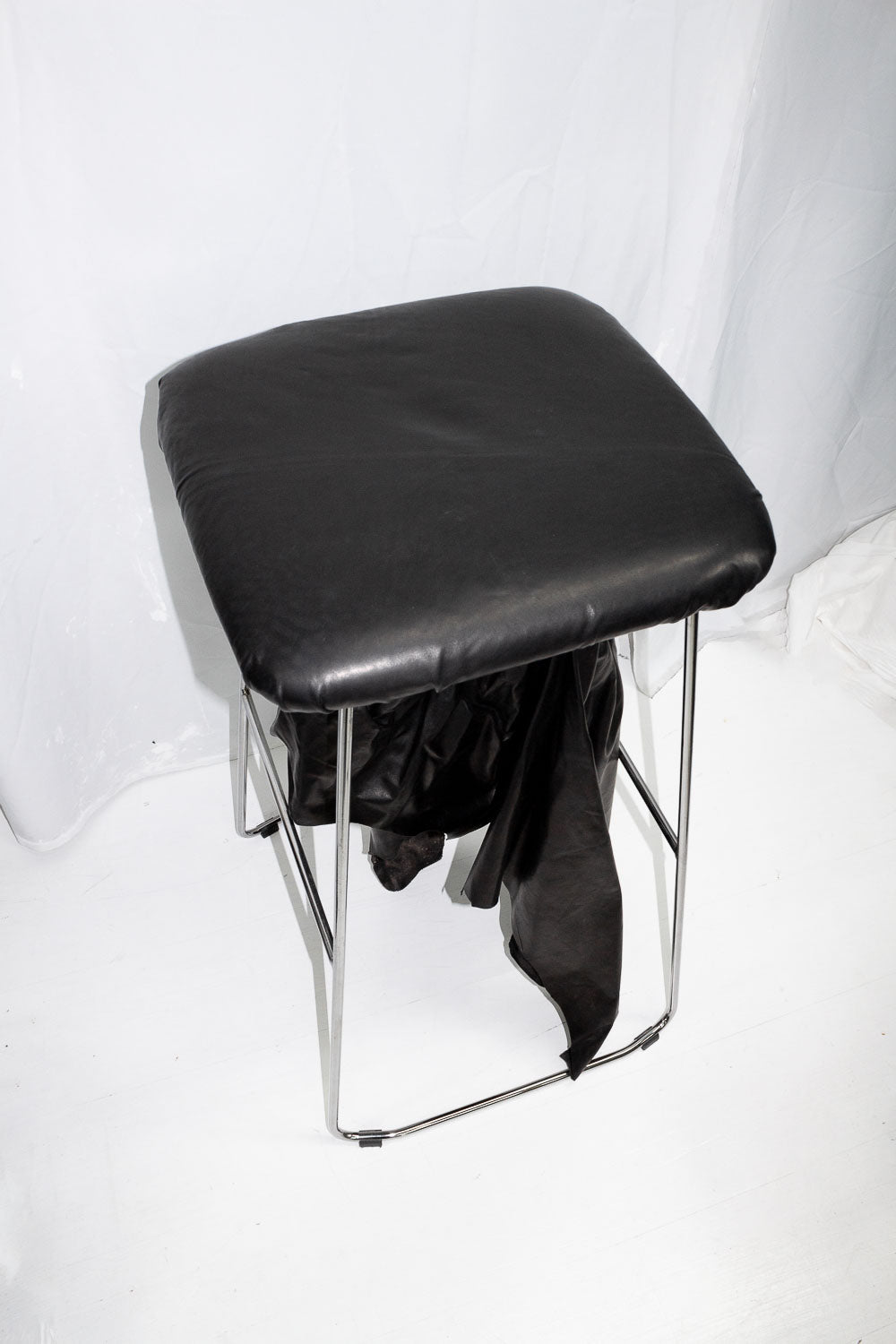 Stool 1 - NELLY JOHANSSON