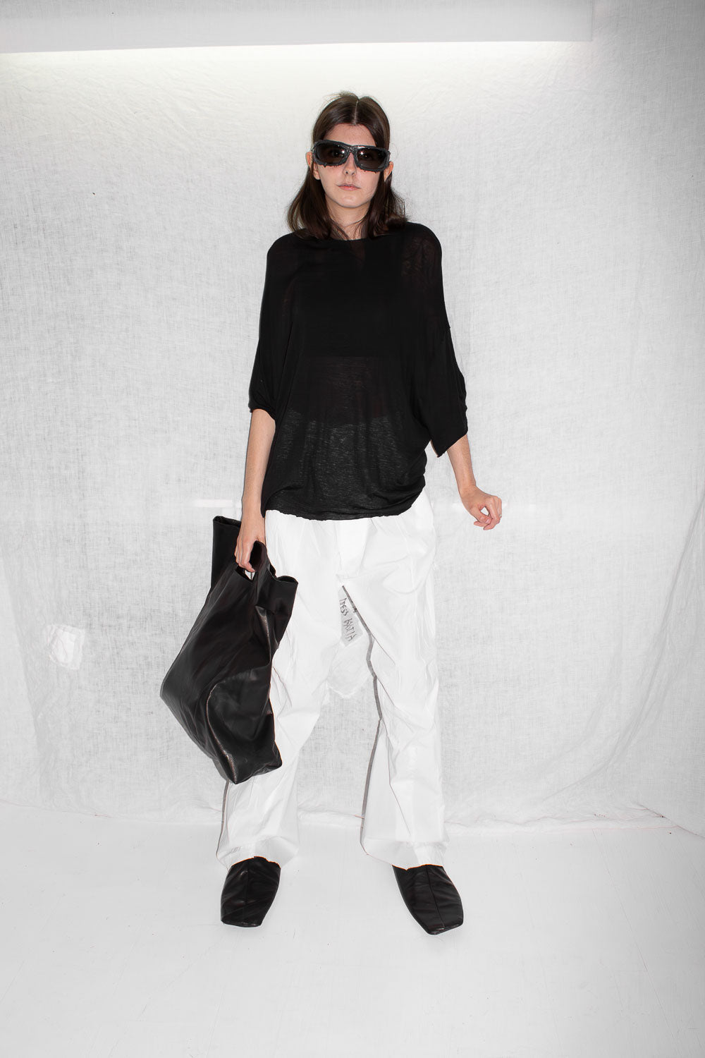 Sculptural Hand Bag - NELLY JOHANSSON