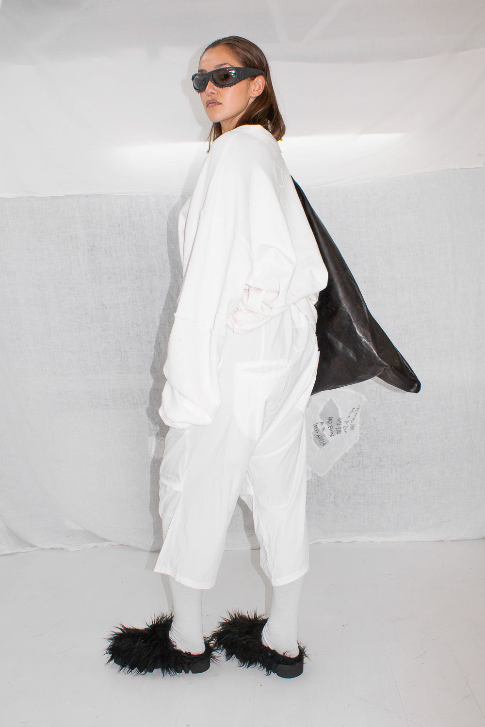 Oversized Crew Neck Sweater - NELLY JOHANSSON