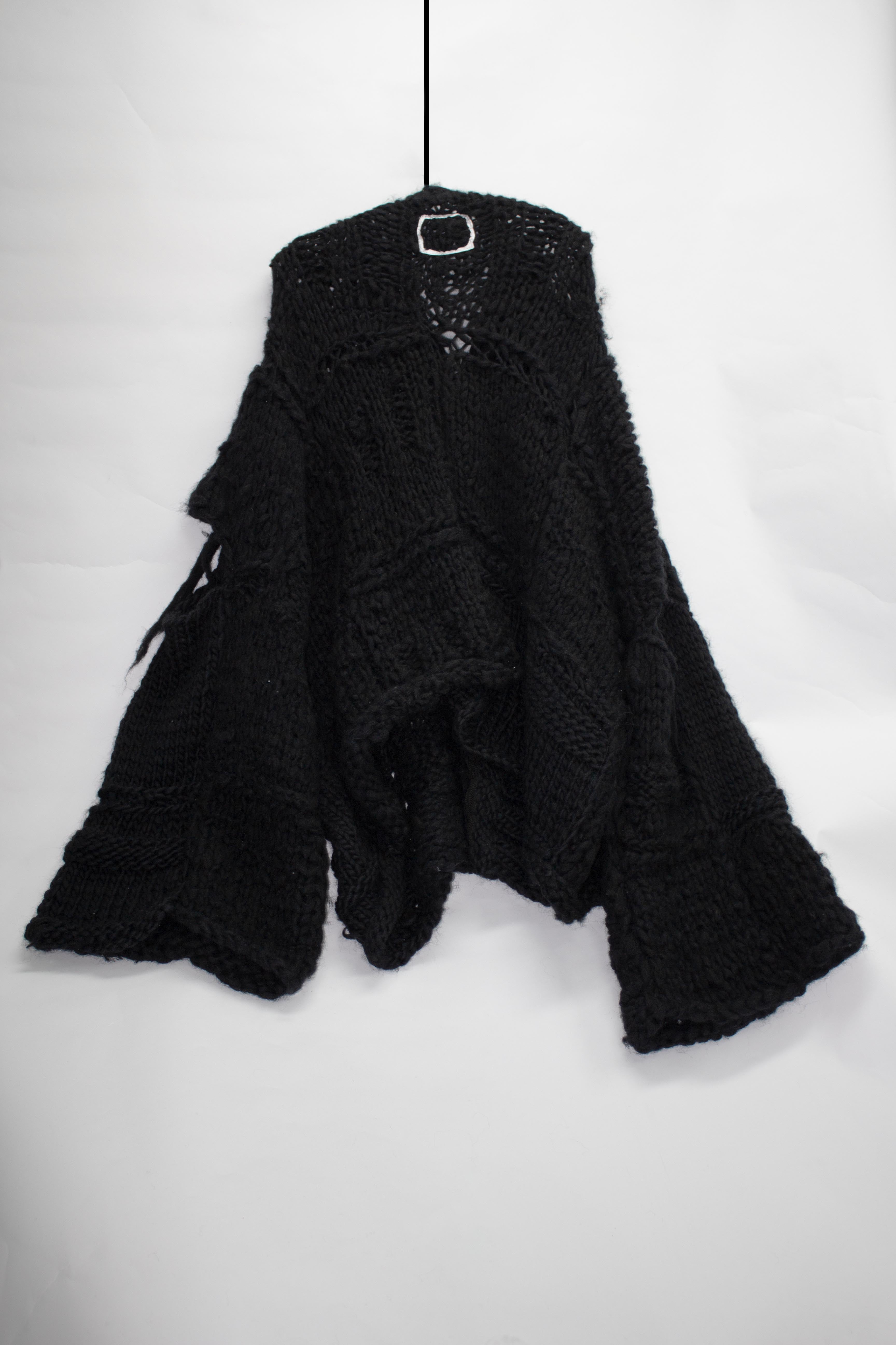 HAND KNIT CARDIGAN - NELLY JOHANSSON
