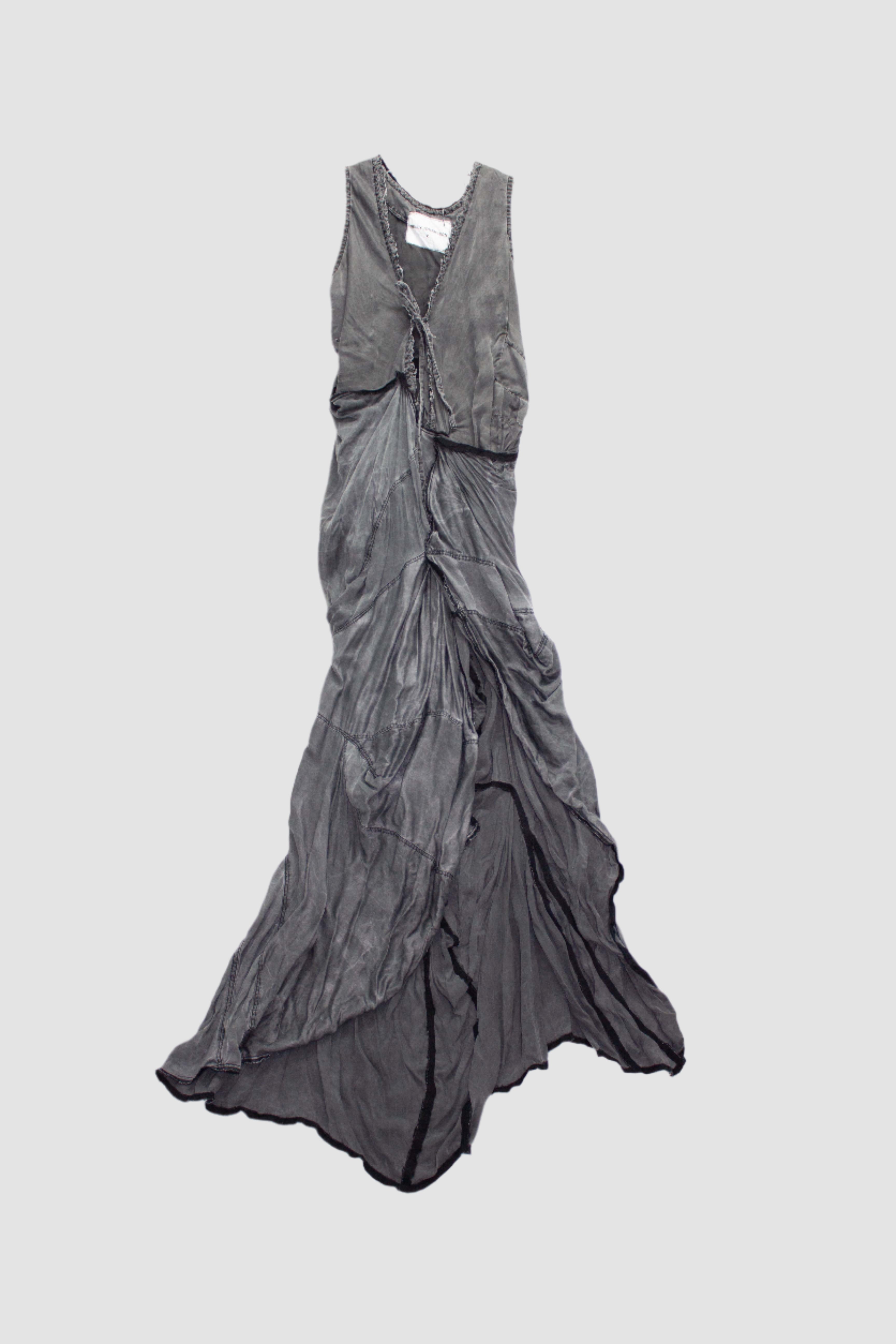 Round cut Silk Gown - NELLY JOHANSSON