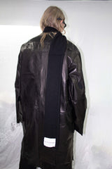 Divided crinkle scarf