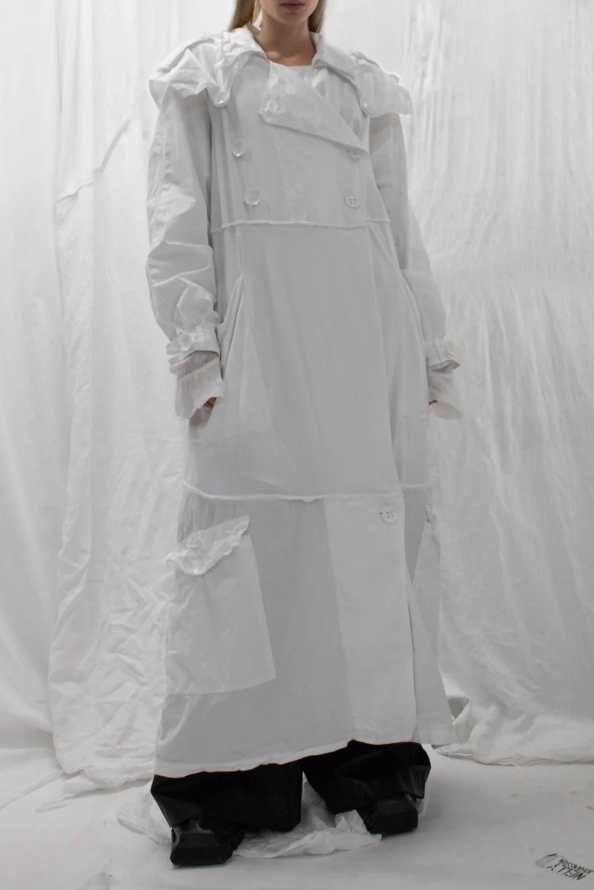 Divided Duster Trench Coat - NELLY JOHANSSON