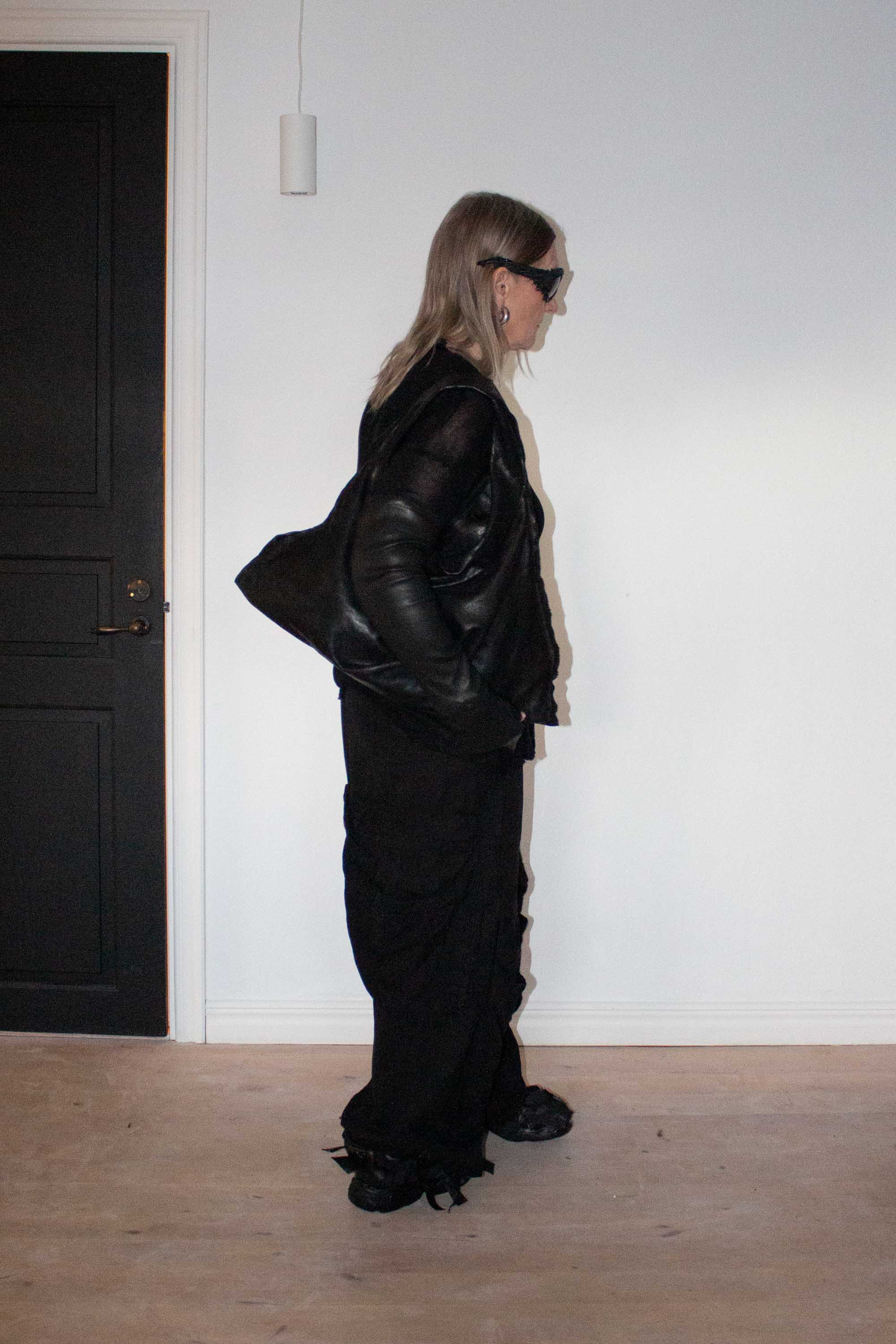TRIANGULAR HOBO BAG - NELLY JOHANSSON