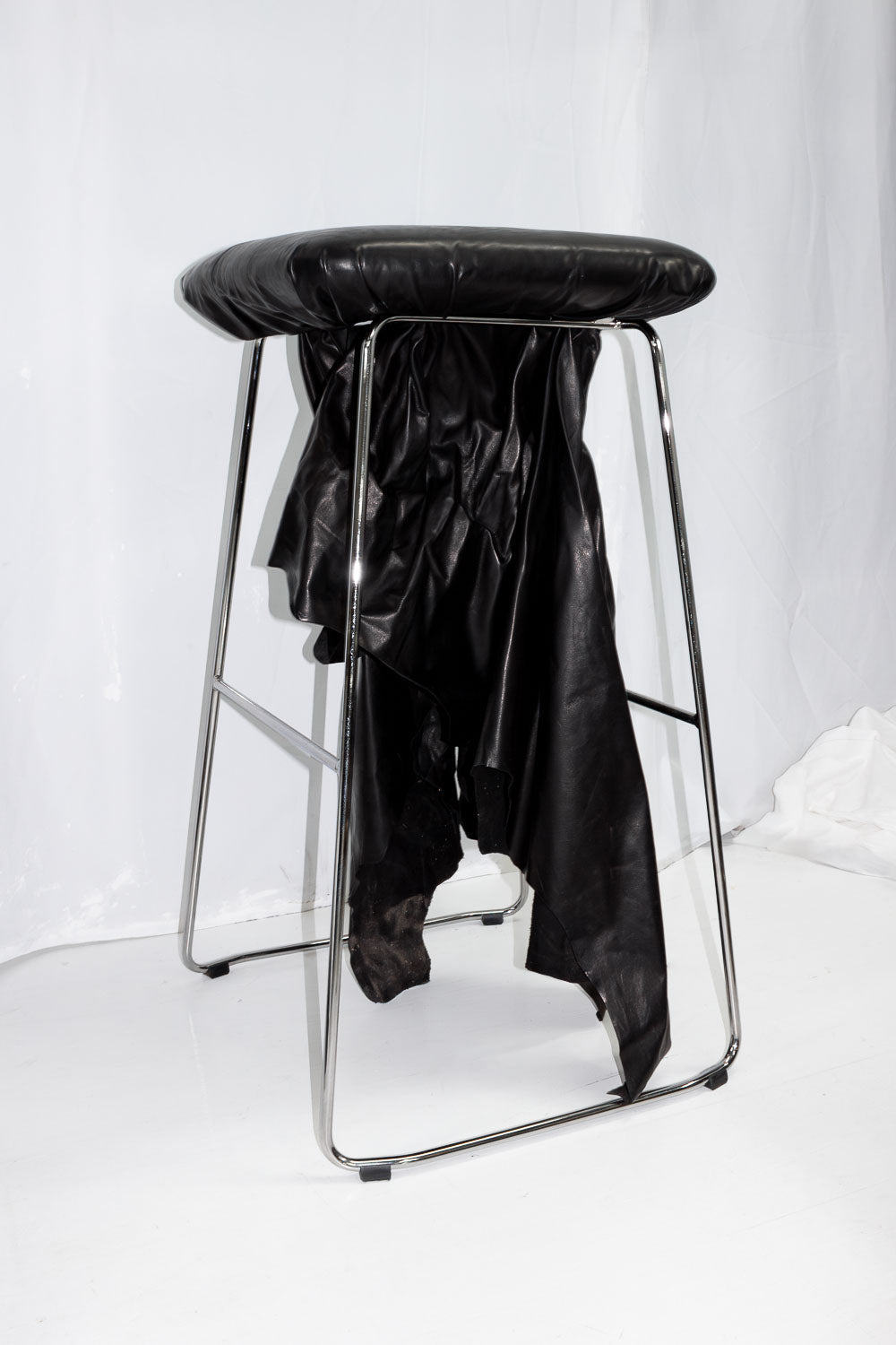 Stool 1 - NELLY JOHANSSON