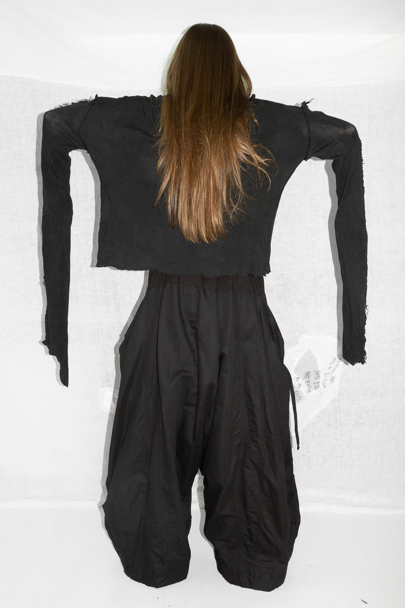 Enormous Trousers Crisp