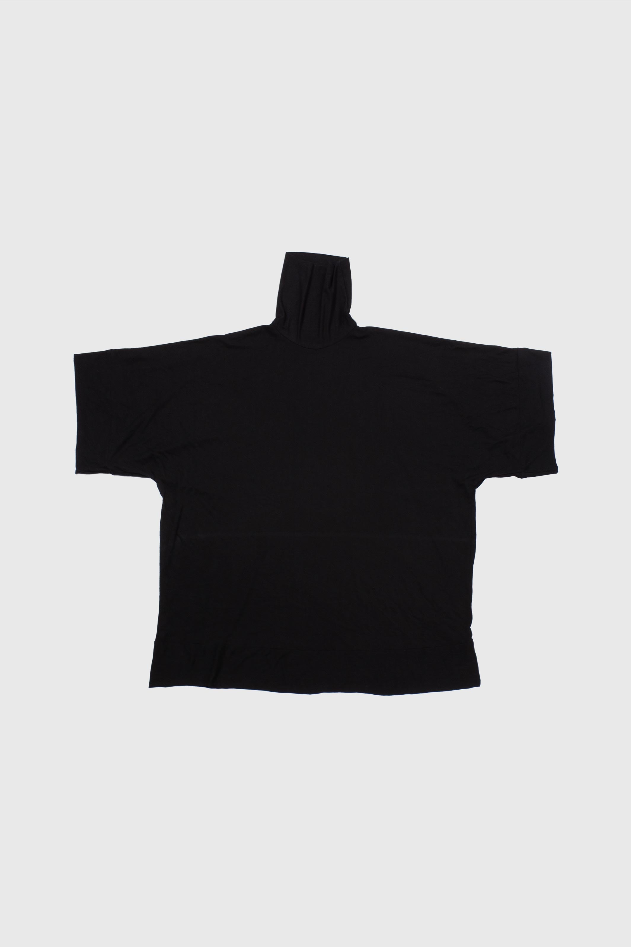 Turtle Neck T-Shirt - NELLY JOHANSSON