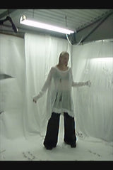 Distressed-Pullover mit tiefem Ausschnitt