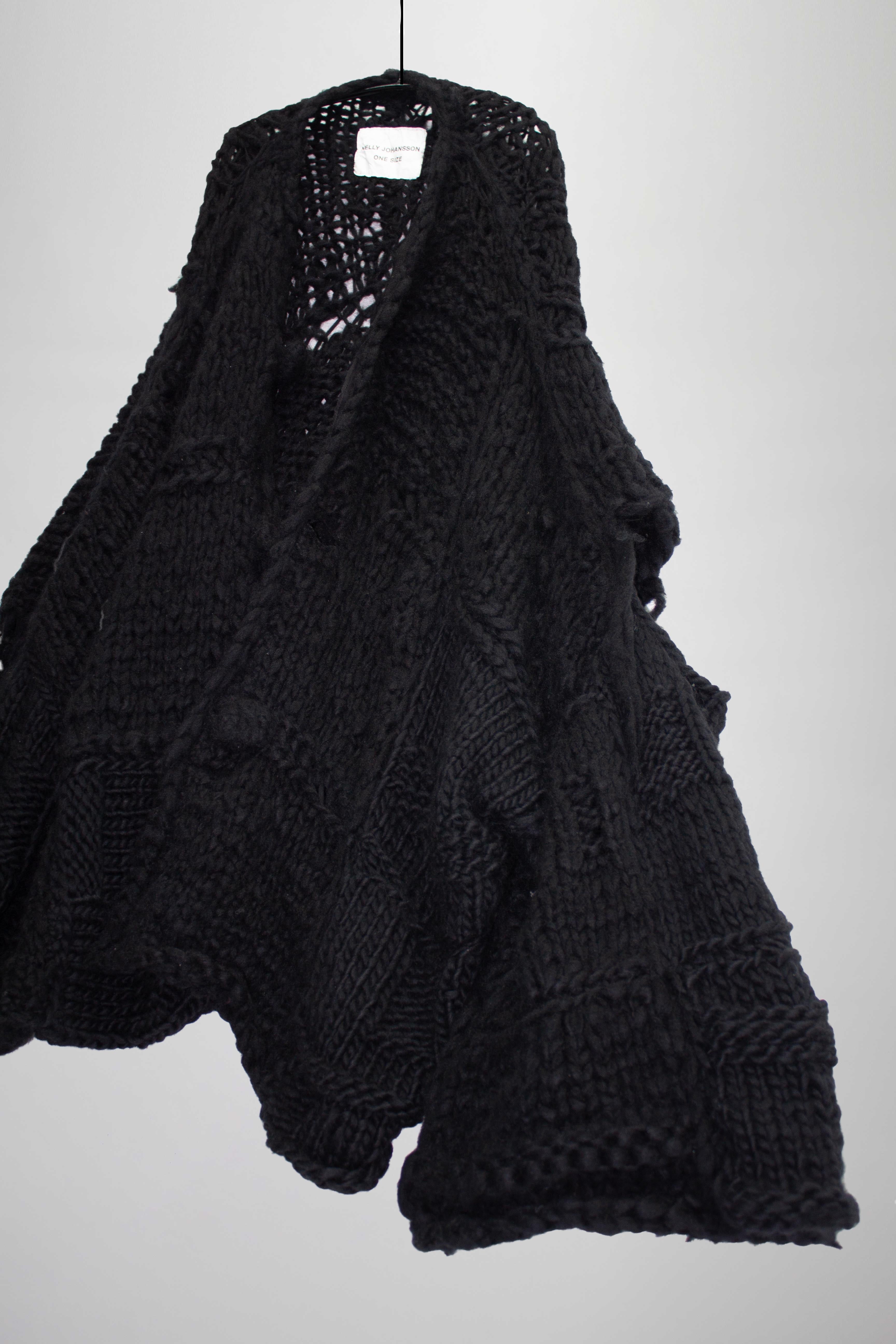 HAND KNIT CARDIGAN - NELLY JOHANSSON