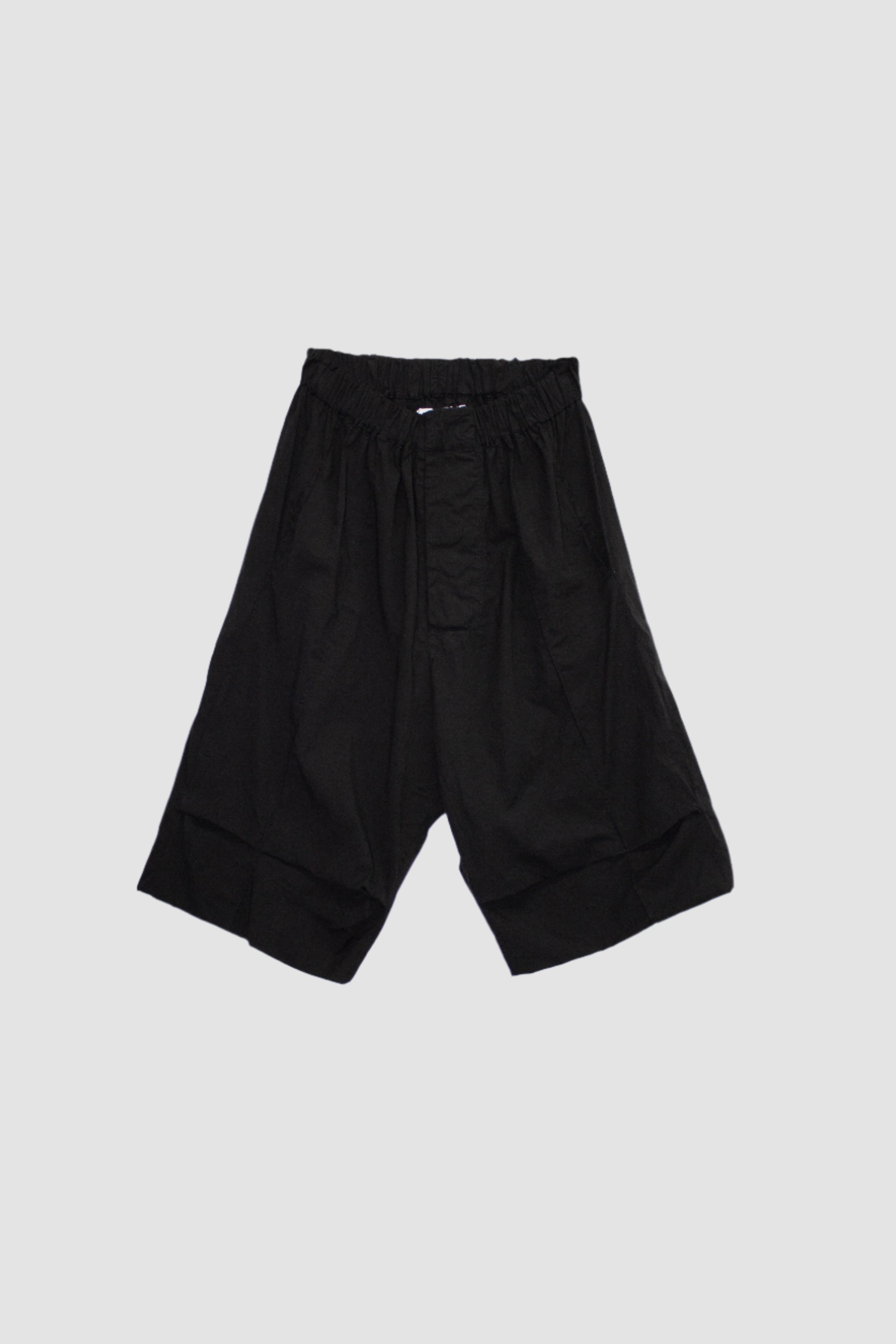 Short Slacks - NELLY JOHANSSON