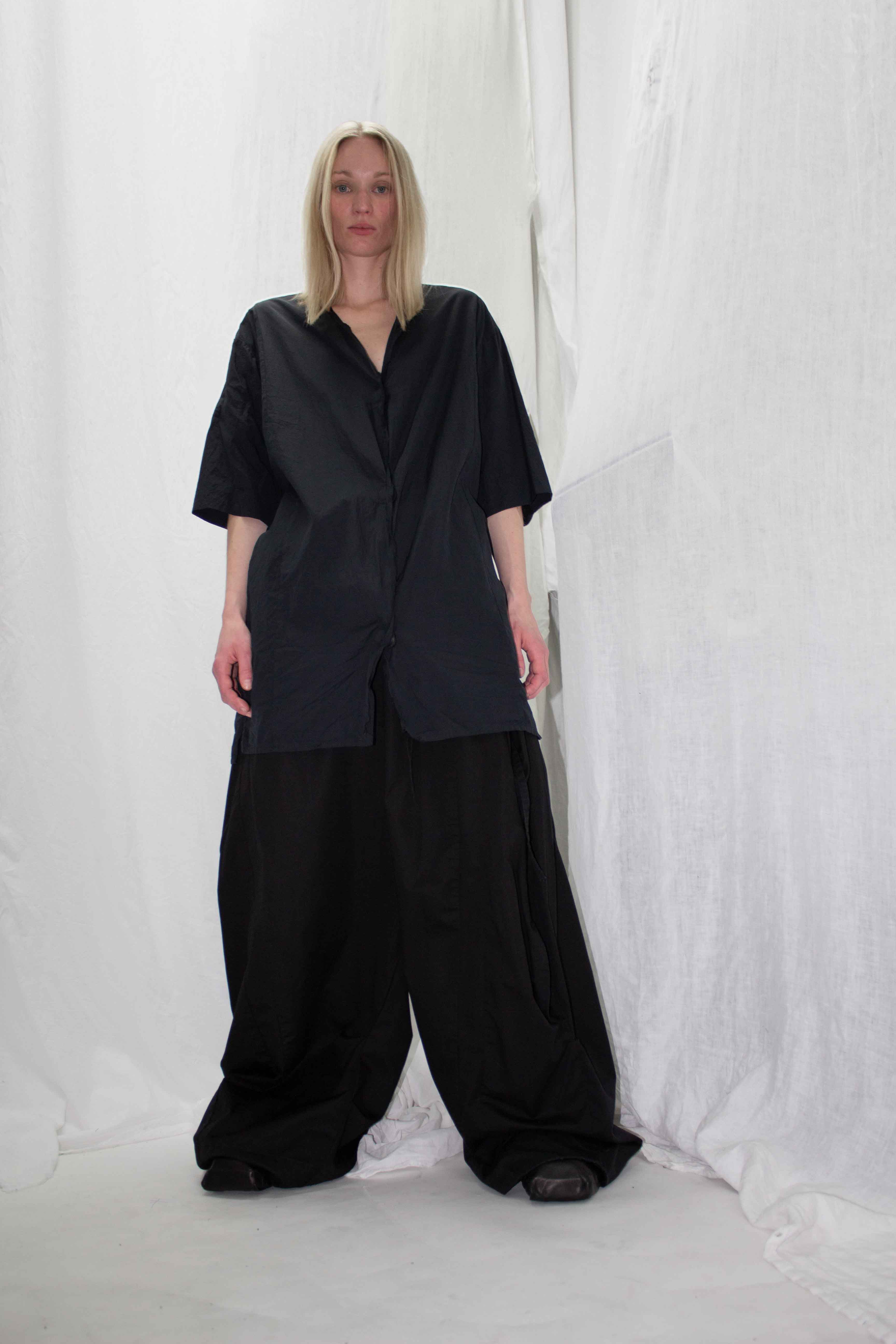 MAGNETIC SHORT SLEEVE SHIRT - NELLY JOHANSSON